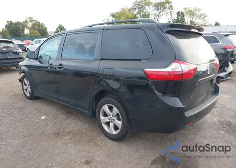 2018 Toyota Sienna Le 8 Passenger из США, поврежденный, VIN 5TDKZ3DC4JS914769